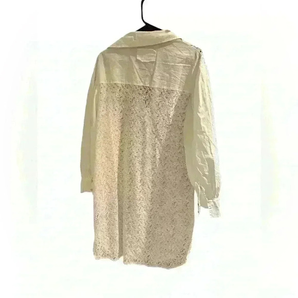 POL
LONG LACE BUTTON DOWN - WHITE Small - Picture 3 of 8